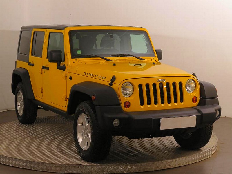 Centrum SUV & terénních vozů AAA Auto slaví dva roky